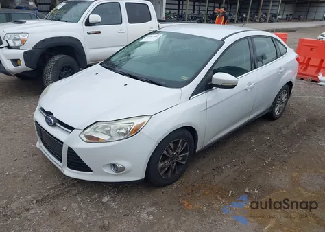2012 Ford Focus Sel z USA, uszkodzony, nr VIN 1FAHP3H20CL176027